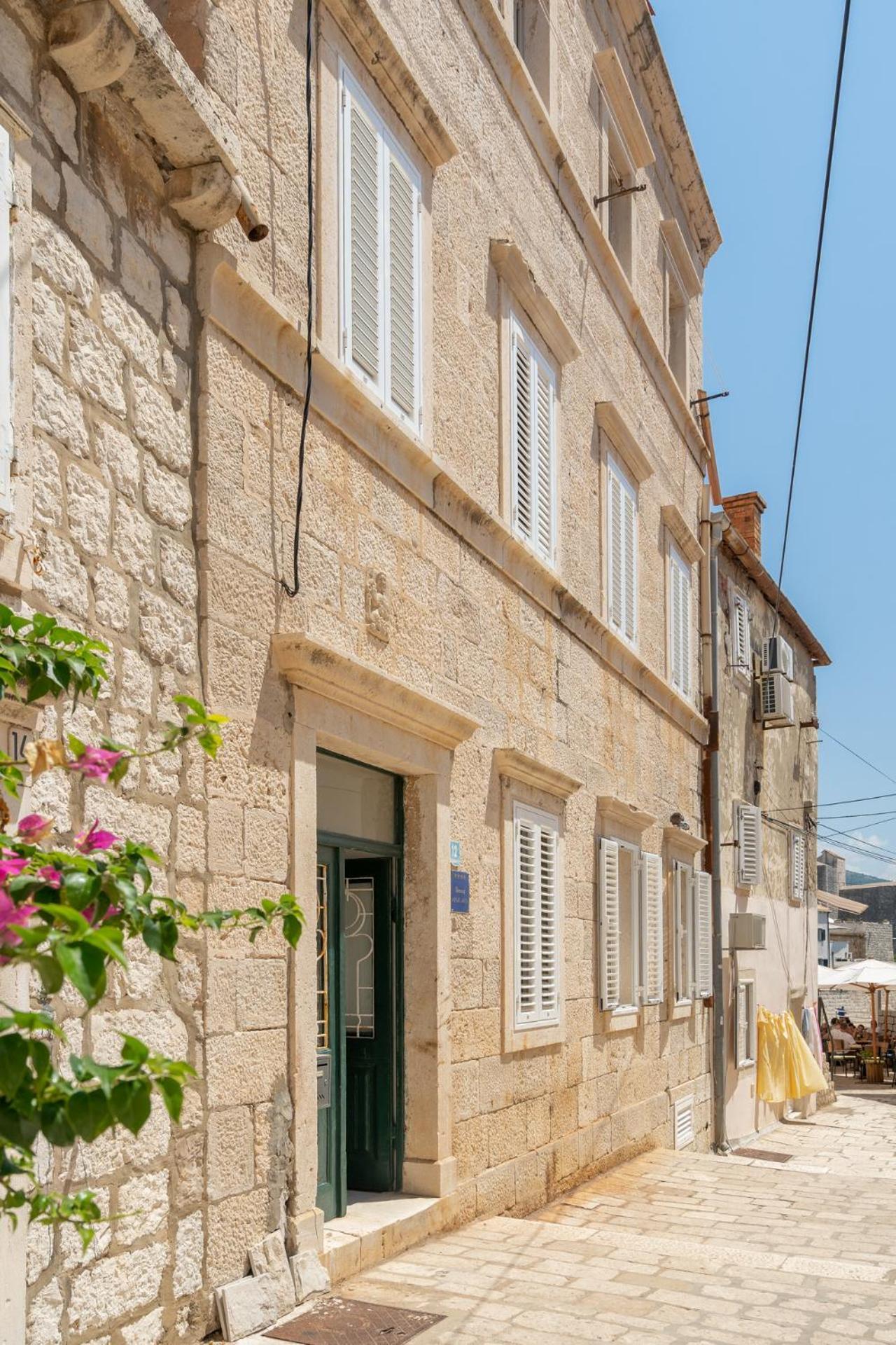 Old Town Bunaca * Dubrovnik